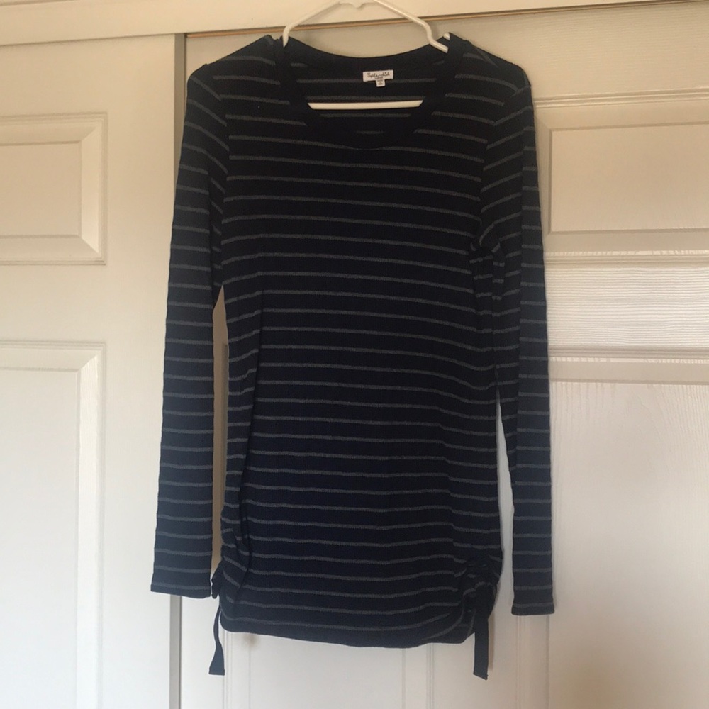 Splendid thermal top ruched sides size large